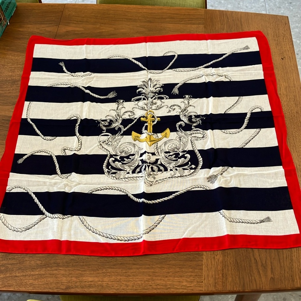 Accessory Institute rayon scarf made in Italy